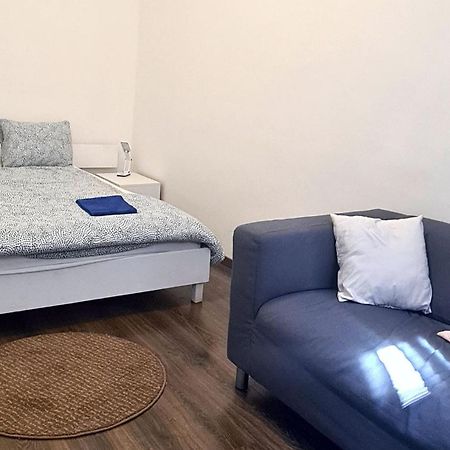 Downtown Akacfa Apartment บูดาเปสต์ ภายนอก รูปภาพ